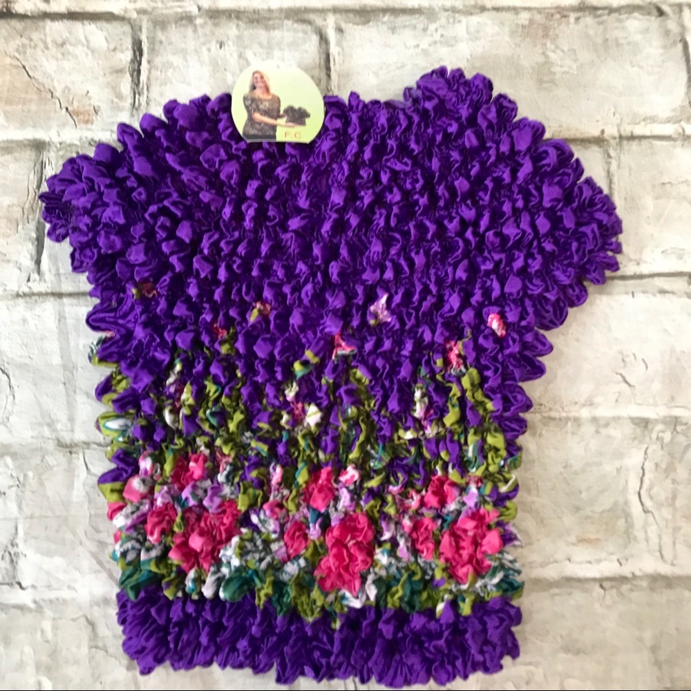 FC Magic Blouse One Size Purple Floral Stretches